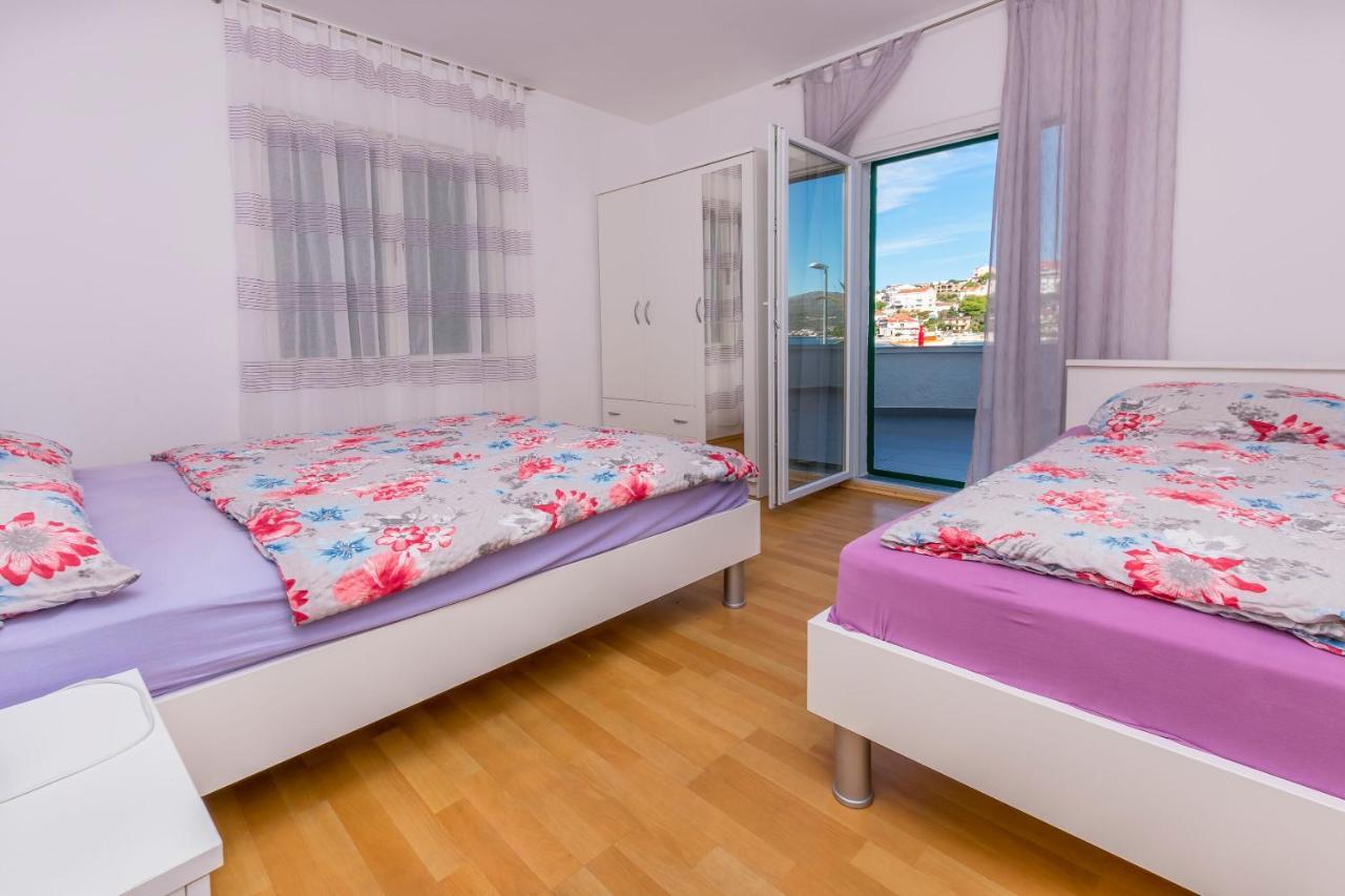 Apartments Olivera Rogoznica  Ngoại thất bức ảnh