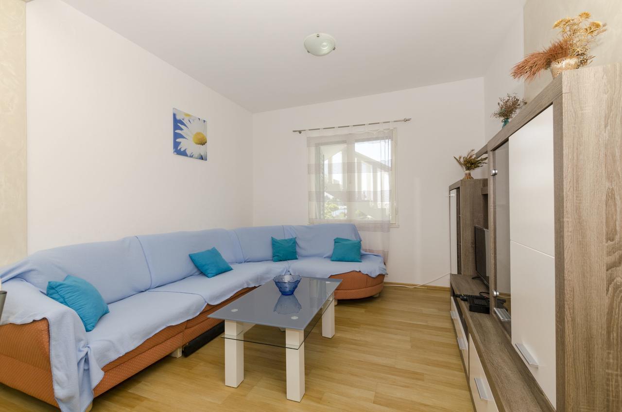 Apartments Olivera Rogoznica  Ngoại thất bức ảnh
